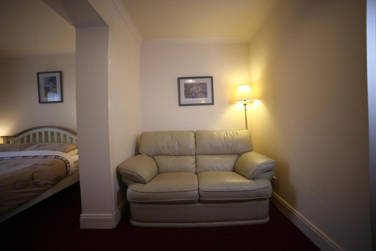 The Glen Bed And Breakfast Drumnadrochit Bagian luar foto