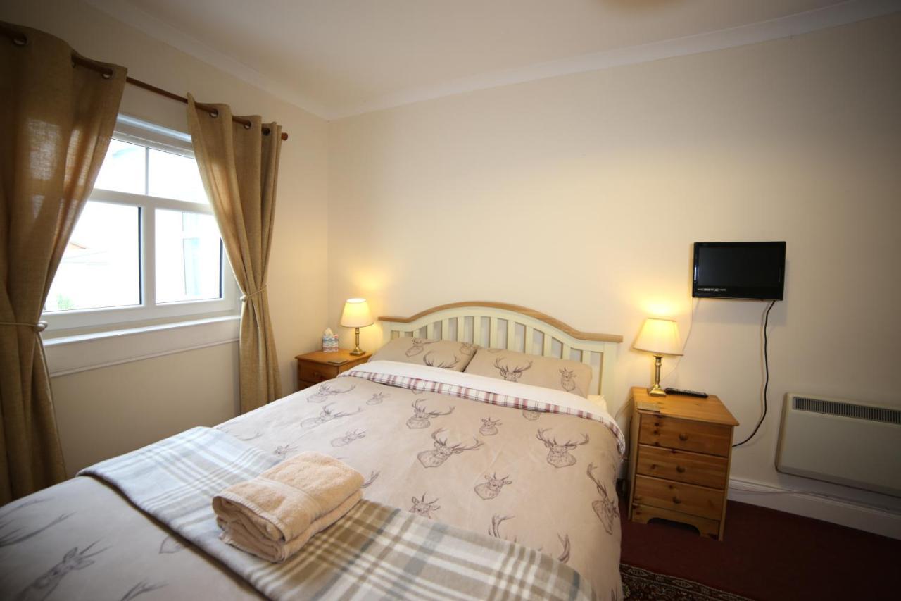 The Glen Bed And Breakfast Drumnadrochit Bagian luar foto